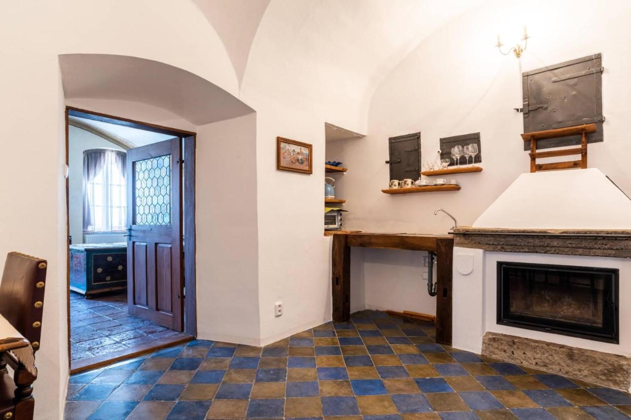 Ambrozuv Dvur Apartment Pouzdrany Екстериор снимка