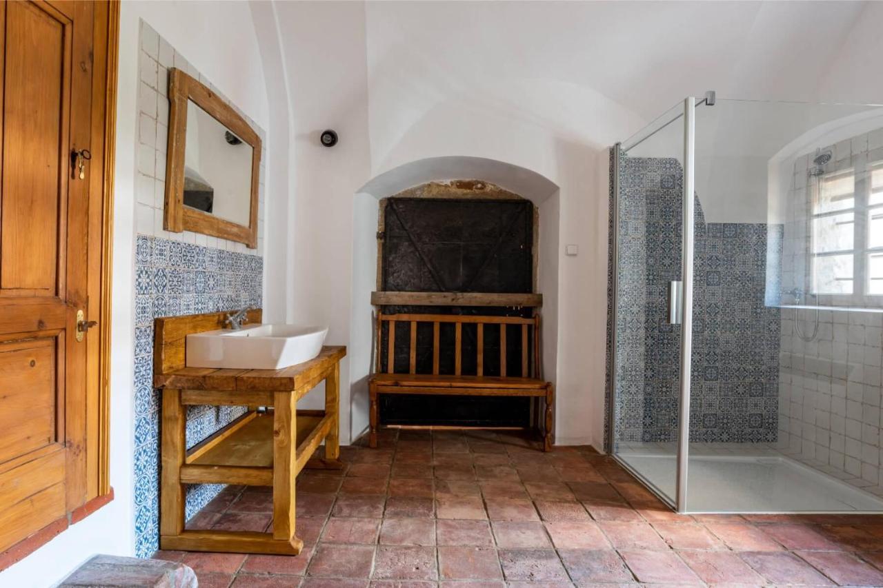 Ambrozuv Dvur Apartment Pouzdrany Екстериор снимка